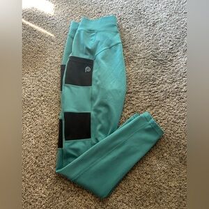 Teal black comfy yoga workout leggings with pockets